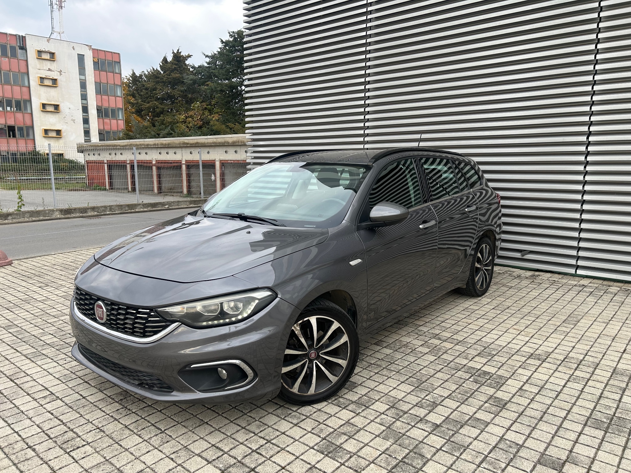 Fiat Tipo 1.4 Turbo • Tvornički plin • Kamera • Više komada •